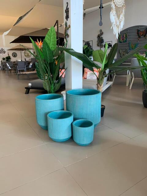 Ribbed Plant Pots (Blue)