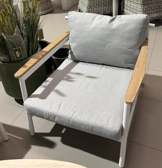 Paxos 5 Piece White/Grey Sofa Set Paxos 5 Piece White/Grey Sofa Set