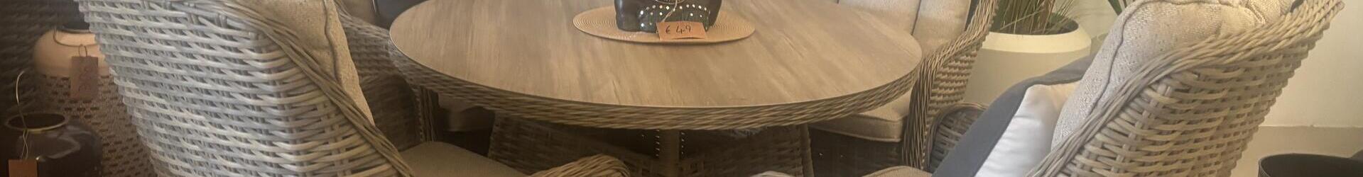 Manilla Mocha 4 seat Dining Set