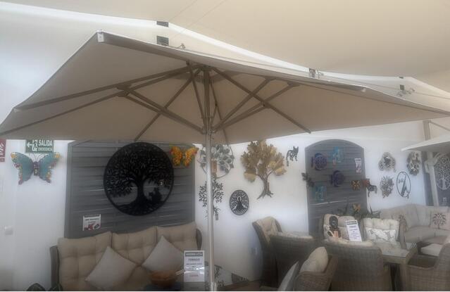 Carla 300 x 300cm Parasol