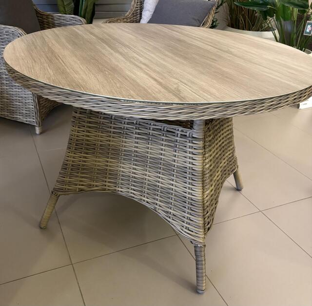 Manilla Mocha Dining Table 110cm Round