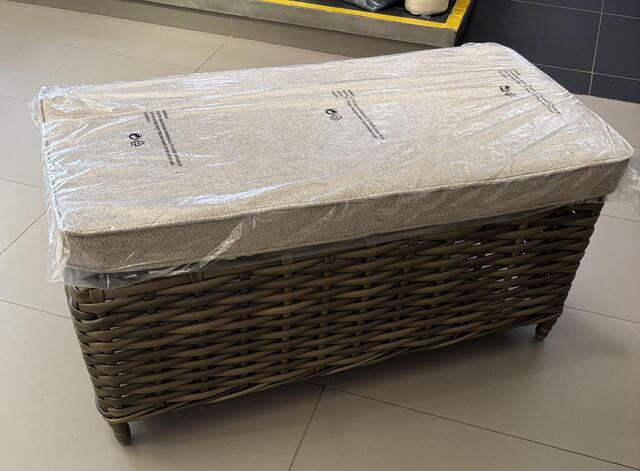 Manilla Mocha Club Bench