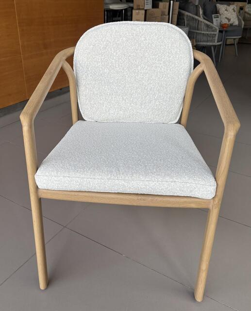 Jakarta 8 Seat Dining Set Jakarta 8 Seat Dining Set
